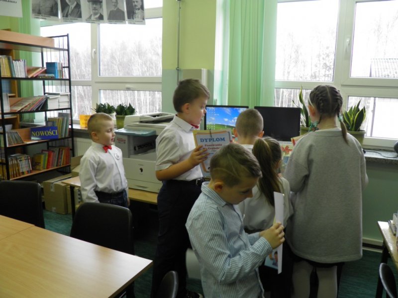 Pasowanie na ucznia klasy I.